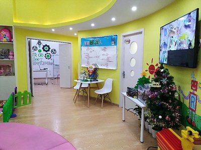 寧波一硯教育信息咨詢 專業(yè)化教育咨詢助力學生成長